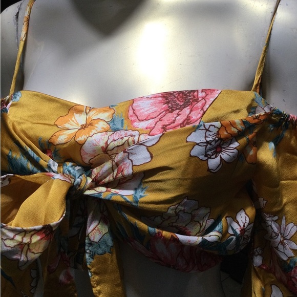 Fashion Nova - Picture 3 of 6